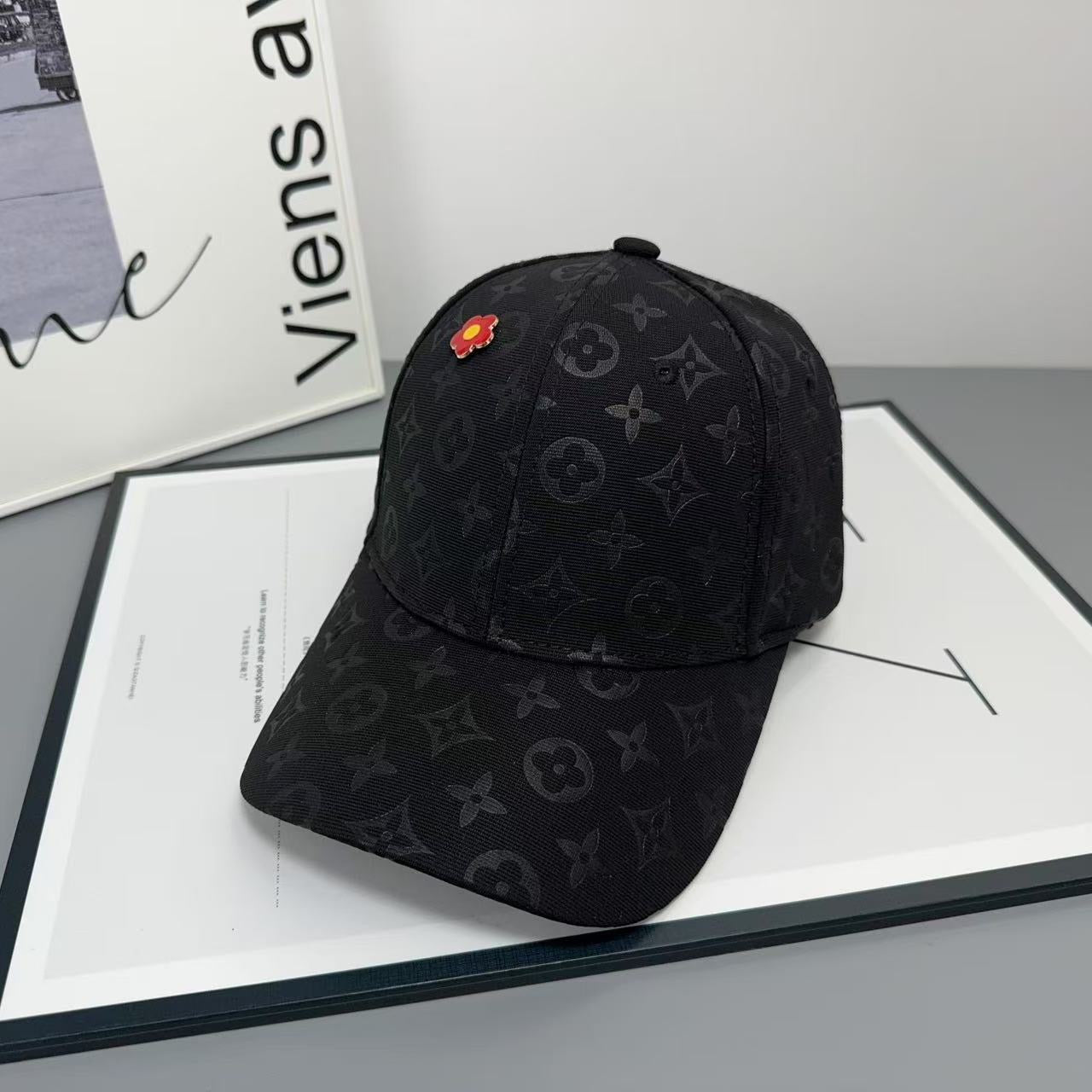 Classic Fashion Embroidered Men Women Baseball Cap Hats