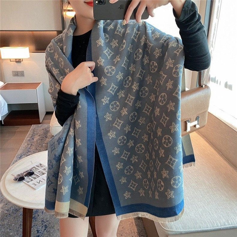 Classic Fashion Women's Faux Cashmere Scarf