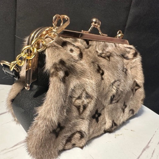 Luxury Faux Fur Gold Chain Fashion Handbag